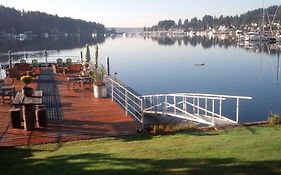 Waterfront Inn
